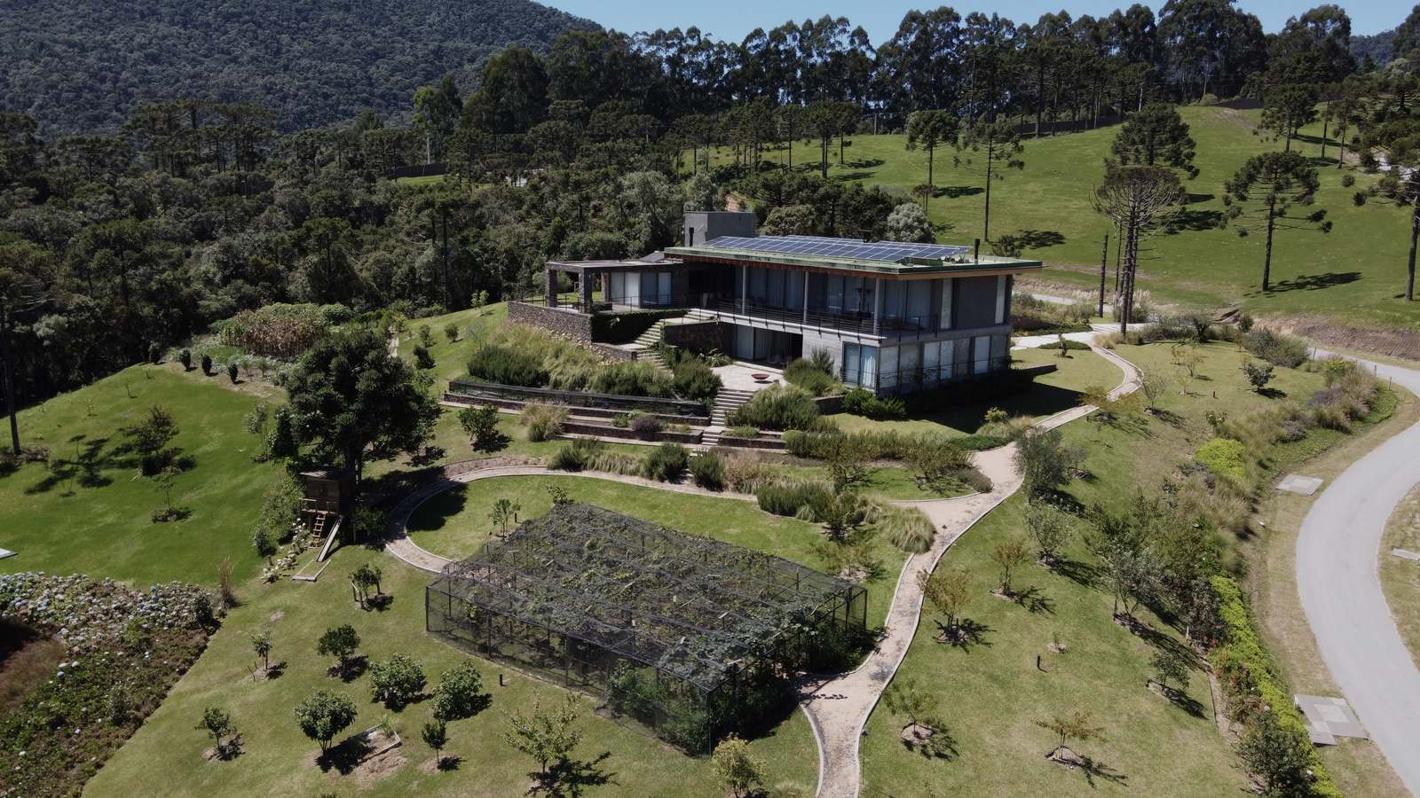 Casa edificada no residencial, vista aérea