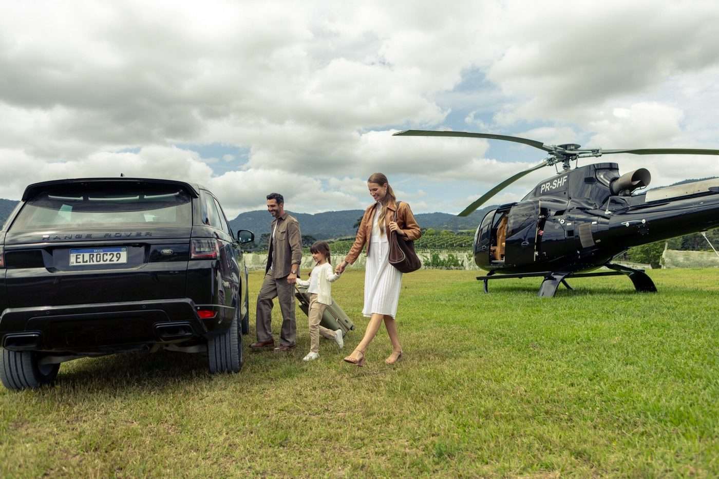 Chegada de helicóptero à Fazenda